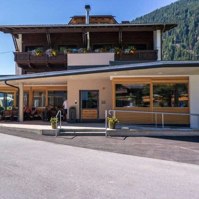 Hotel Falknerhof