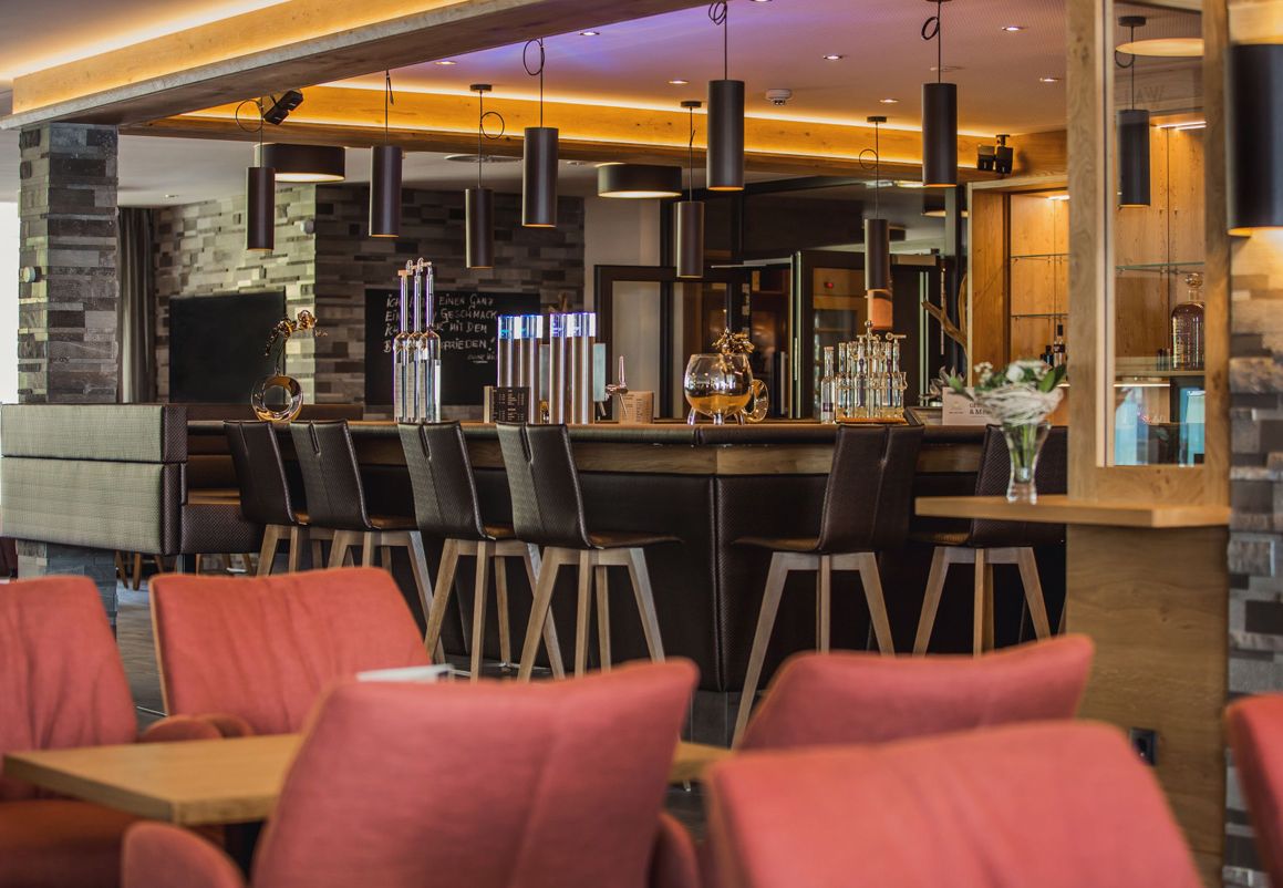 Hotel Vier Jahreszeiten Lobby